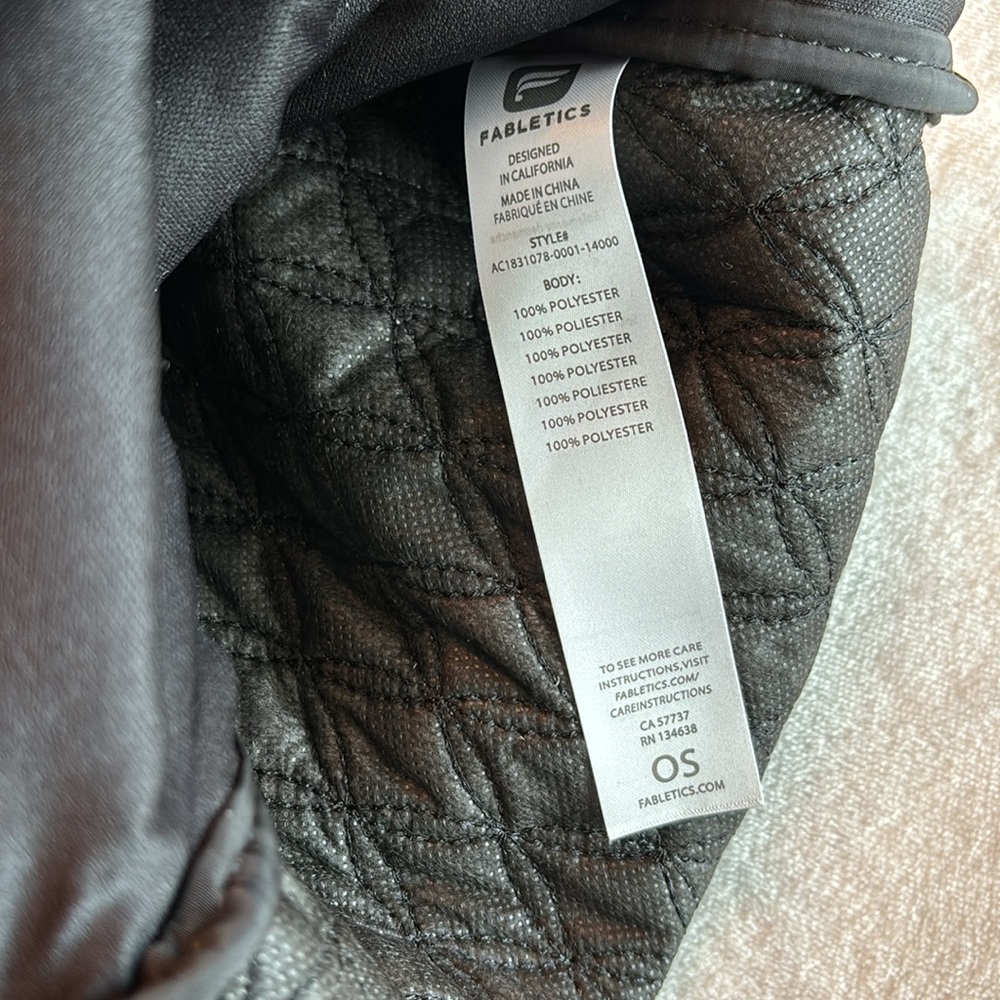 Fabletics Quilted Drawstring Backpack Black Nwot … - image 4